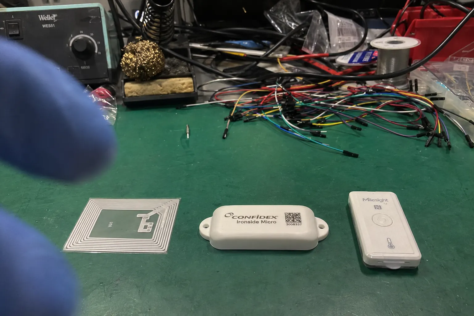 RFID system components: tag, reader, antenna