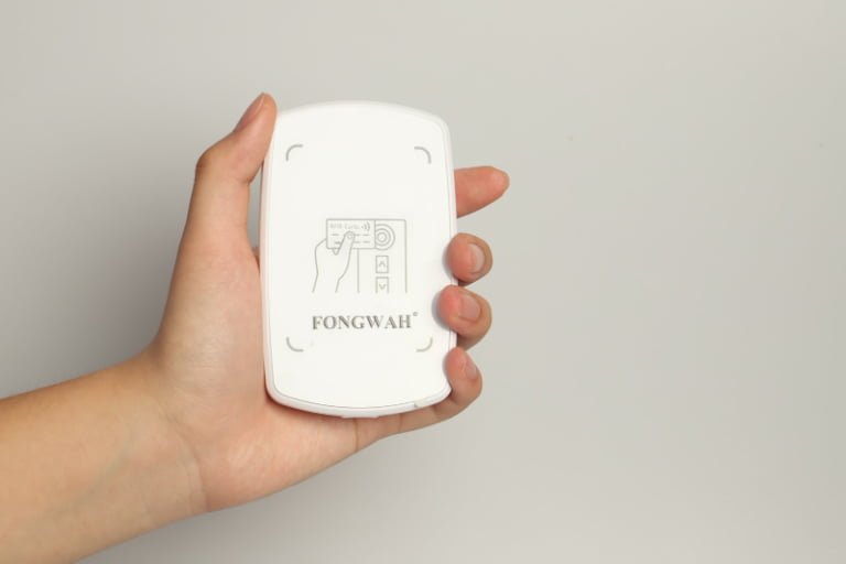 Fongwah U1-CU-71 UHF RFID desktop reader with USB interface for professional system integration